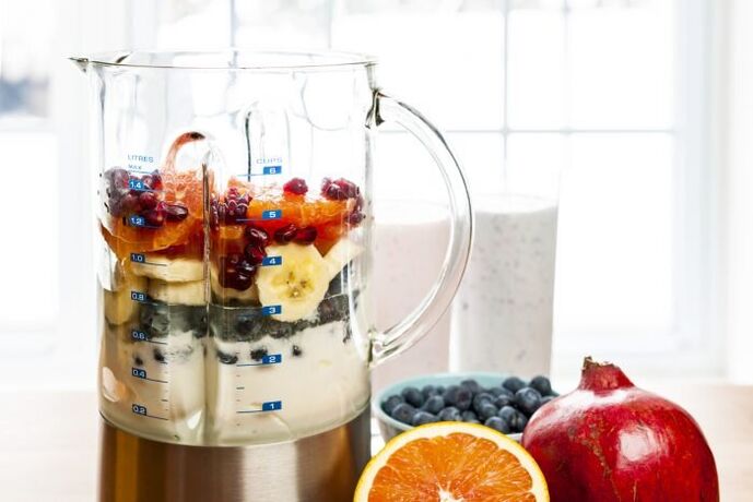 Prepare a berry-fruit cocktail to increase potency in a short time